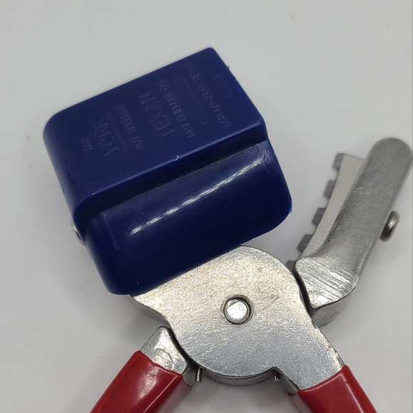 The York Texan Nut Sheller Aluminium Nut Cracker San Angelo, Texas Made in USA - Picture 4 of 5